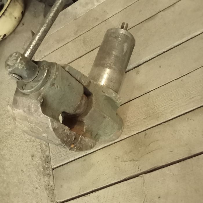 Тиски совдеповские