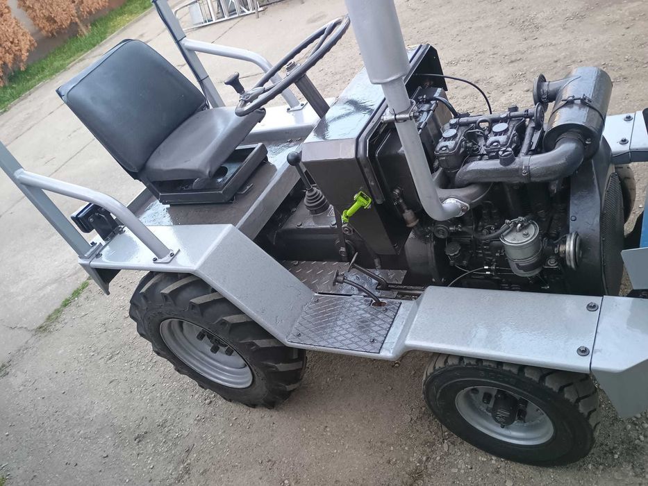 Трактор модел ATA