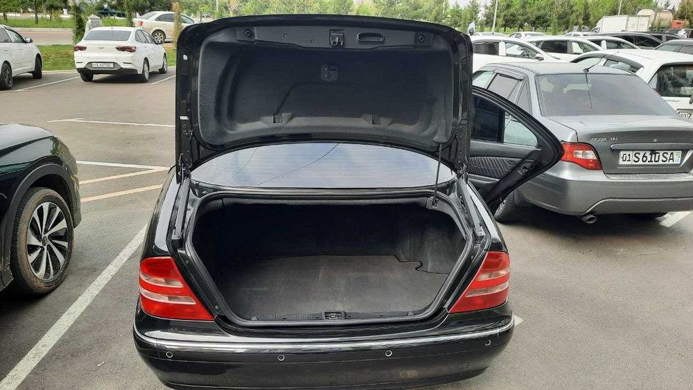 Мерседес Бенц S 320 сақланган машина 139 000 км юрган