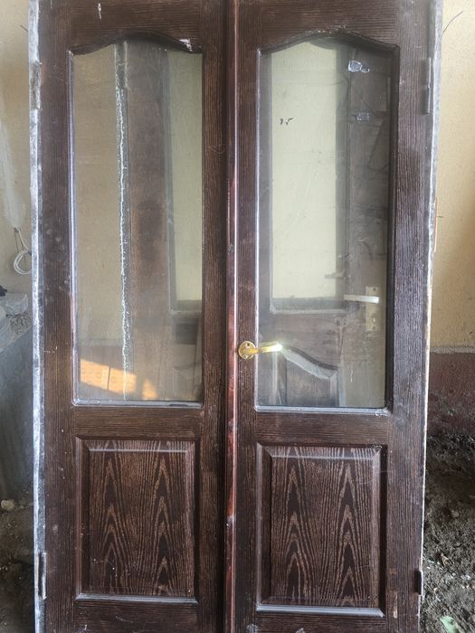 Bir va ikki tabaqali eshiklar