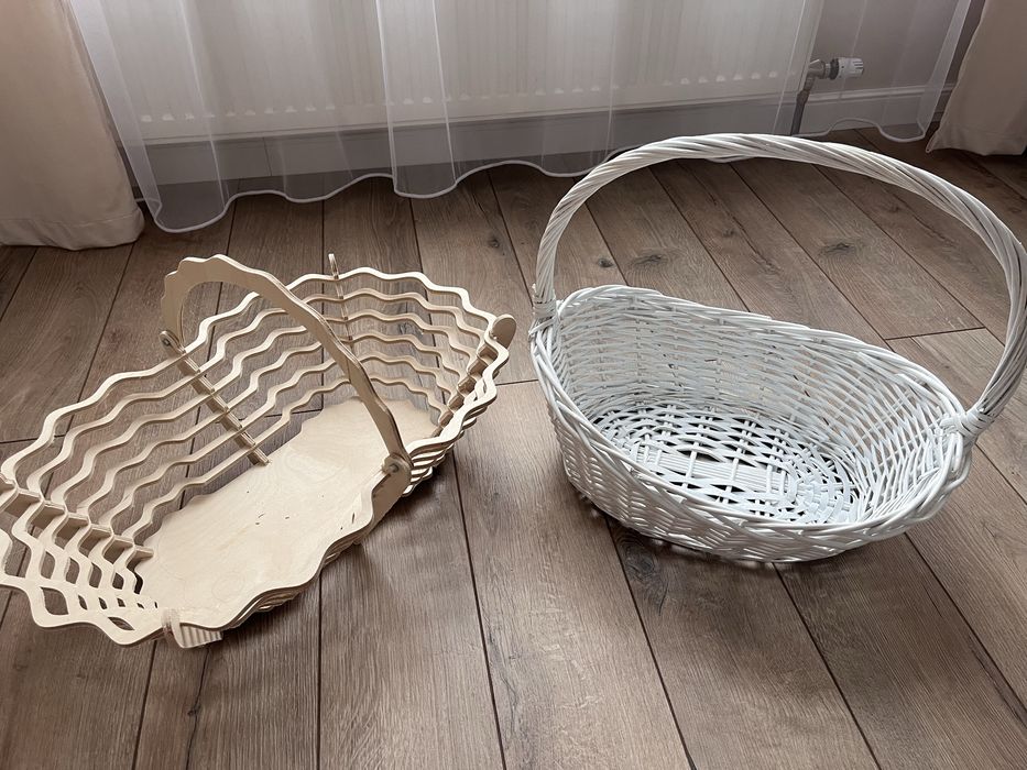 Продаю корзины, за 2800 2 шт.