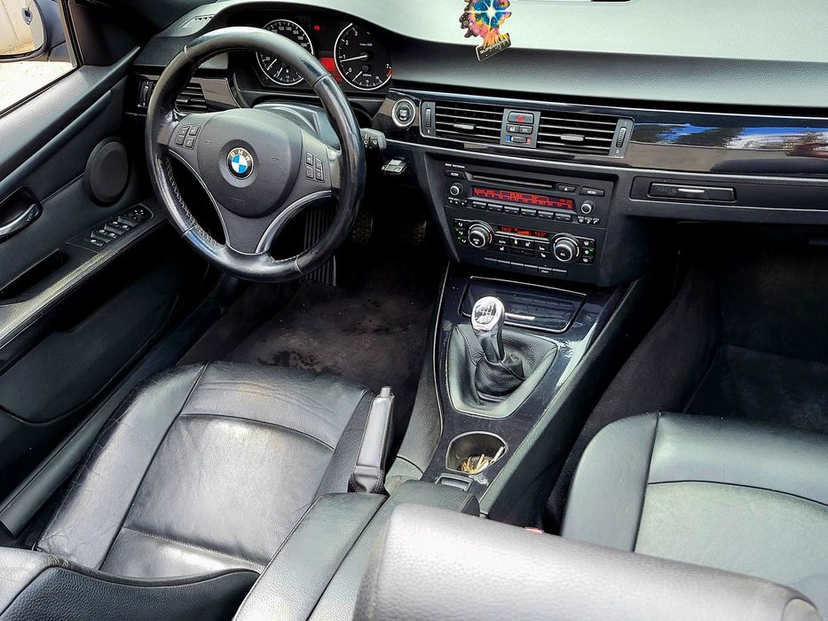 Bmw 320i/ 170 C.P./Coupe Cabrio/ 2012 FaceLift