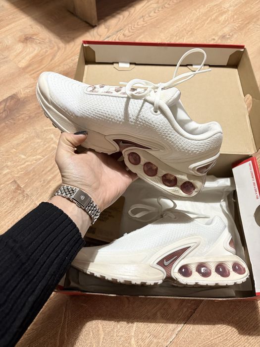 Маратонки Nike DN