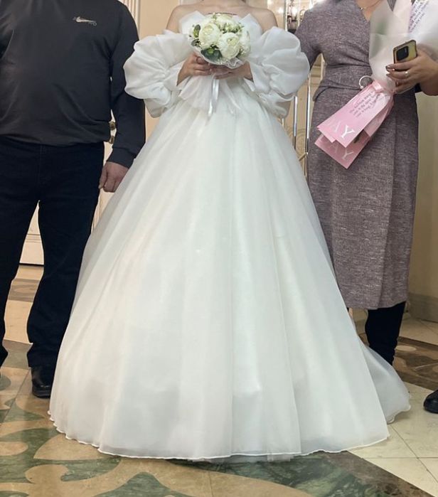 Свадебное платье