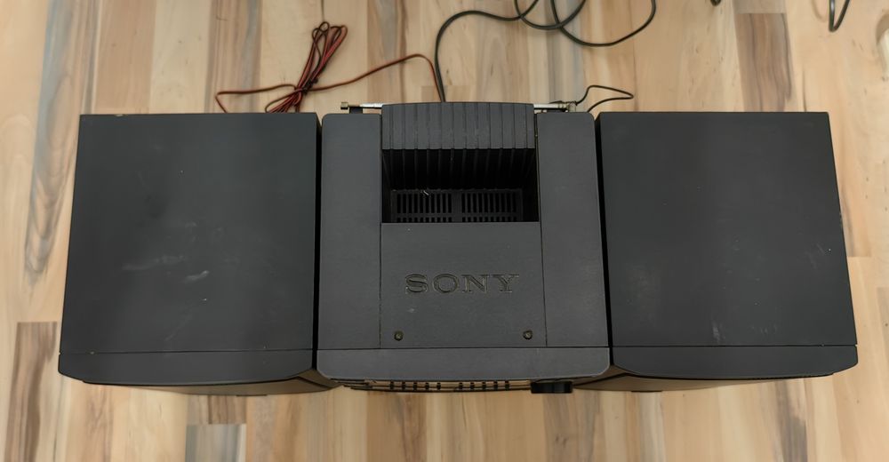 Sistem audio Sony HCDH55 combina audio radio casetofon CD Sony anii 90