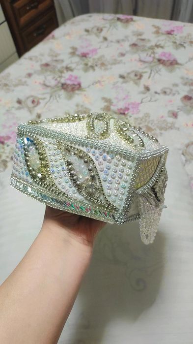 Калпок сотилади.