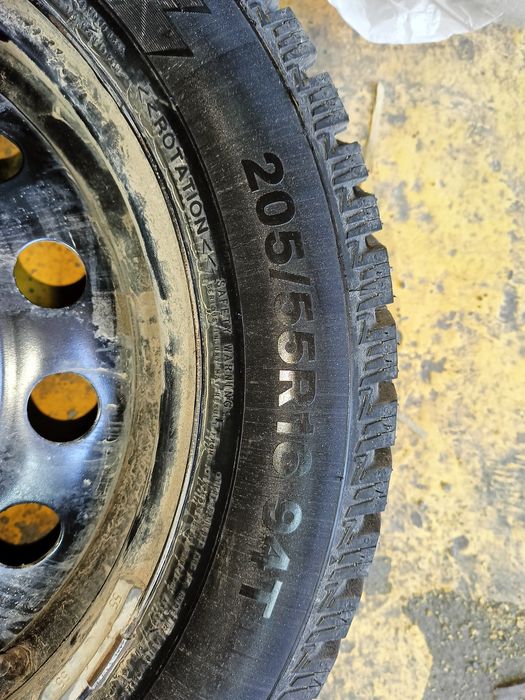 Продам зимние шины с дисками KIA