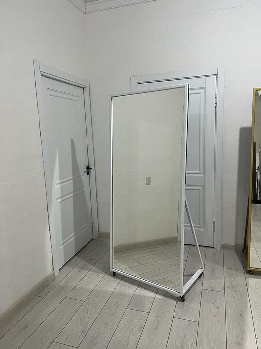 Зеркало пристенное ЕСТЬ В НАЛИЧИИ