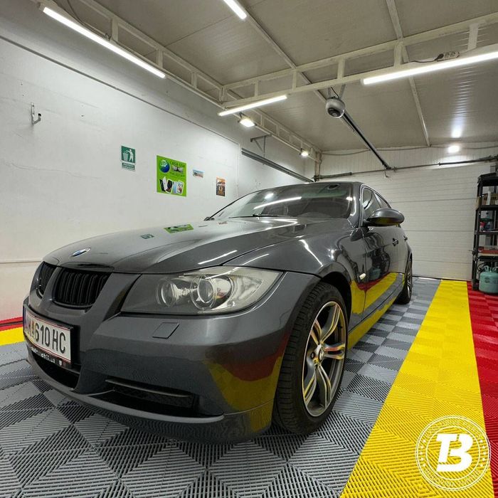 Pardoseala Modulara pentru Garaj si Ateliere Detailing - Gri Antracit