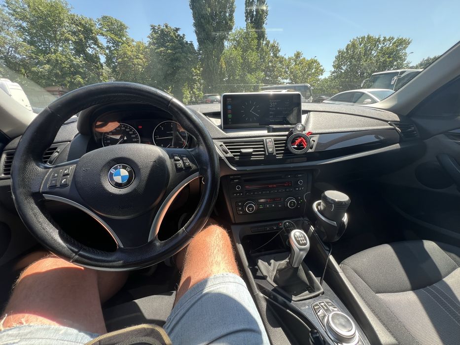 BMW X1 2010 — imagine 2