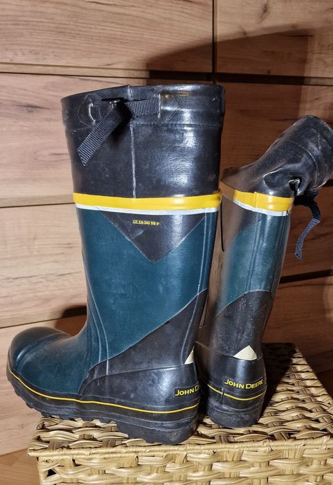 Cizme cu bombeu metalic John Deere