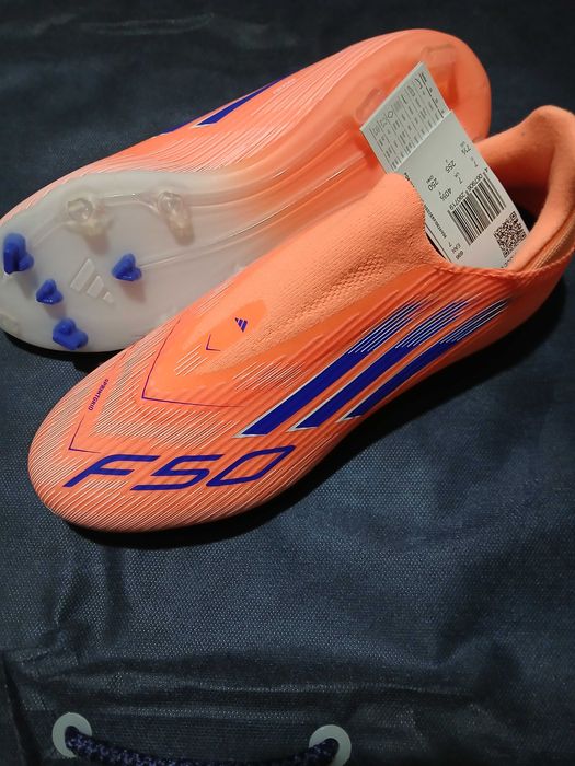 Маратонки  и бутонки НОВИ от Англия