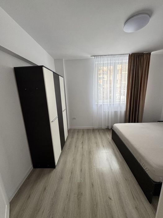 Inchiriere apartament 3 camere