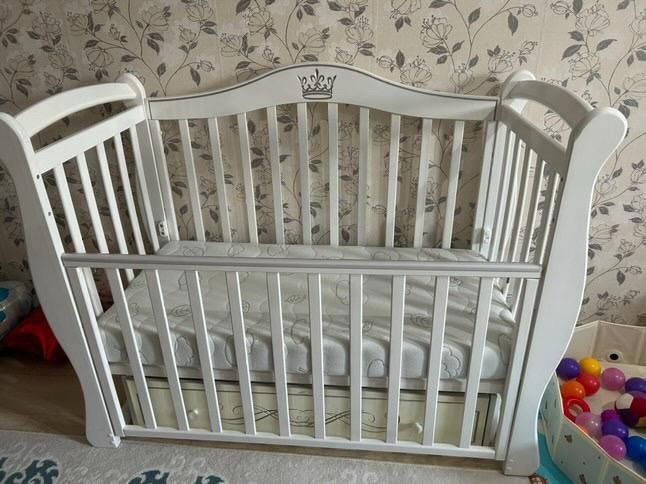 Продам кроватку в отличном состоянии