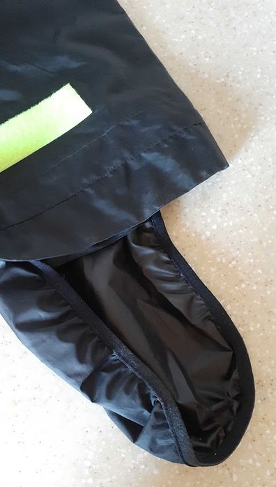 Брюки-дождевики Decathlon с бахилами