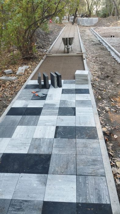 Укладка брусчатки и тротуарная плитки