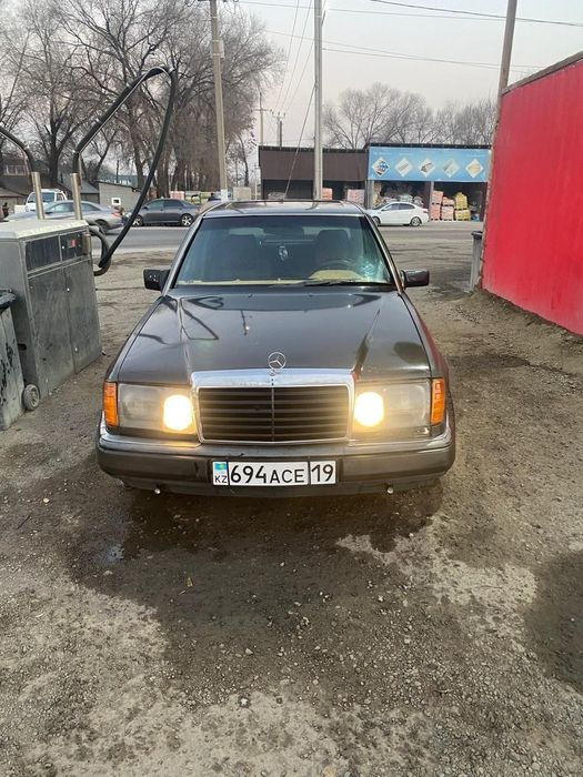 Мерседес бенз Е300