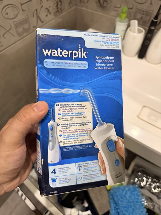 Ирригатор для ухода за полостью рта