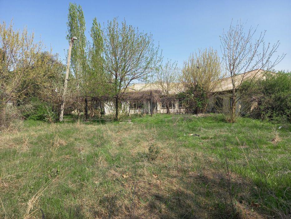 Uchastka 27 sotok Sharilloq mfy