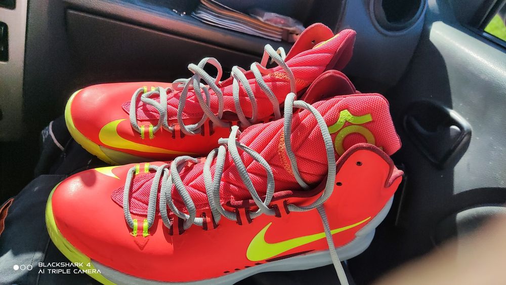 Nike KD5 arată că noi