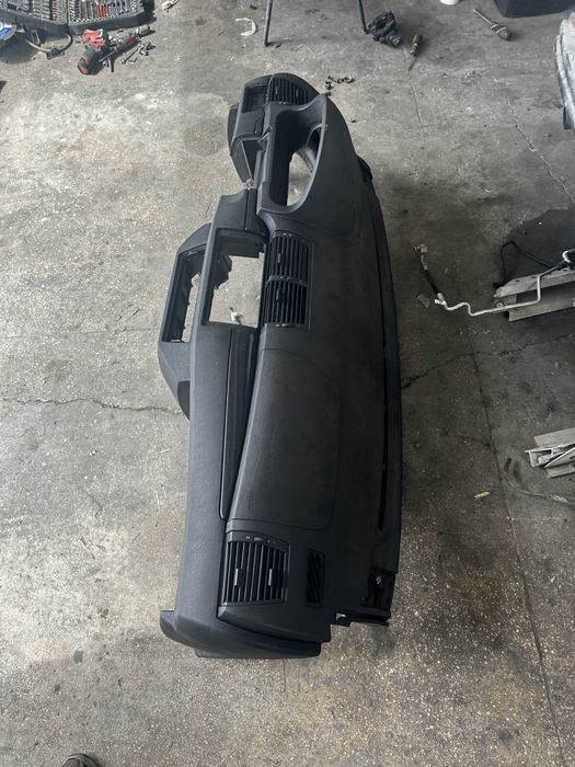 Plansa bord BMW X5 E53 facelift neagra