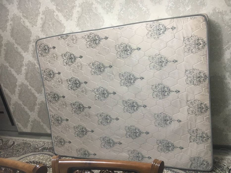 Матрас для двухместный кровати