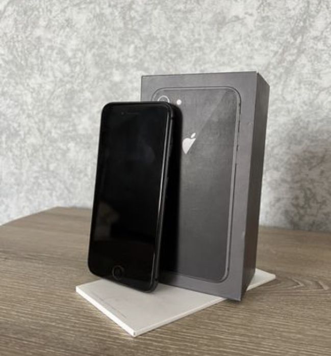 iPhone 8 64 + smart watch M16 plus