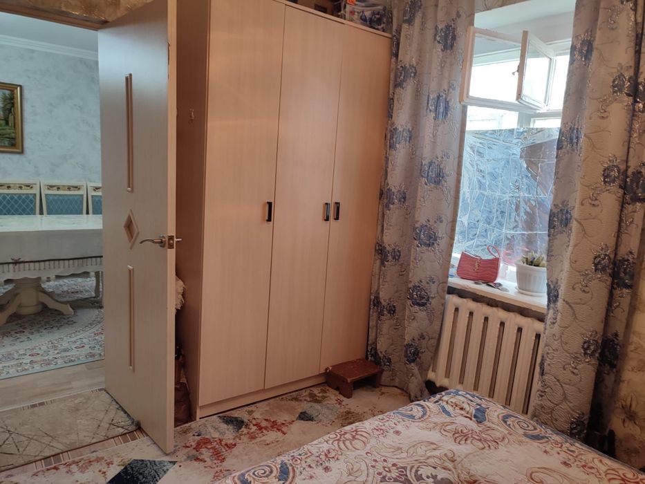 Продам 4 комн квартиру