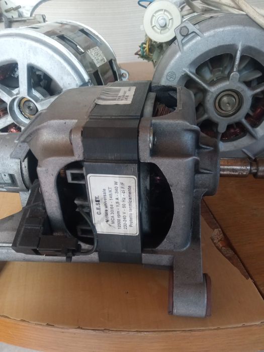 Ел мотори за перални машини