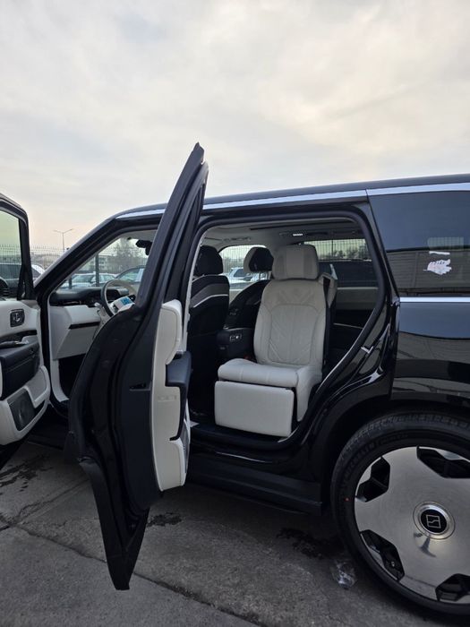 Zeekr 9x 70kw sideniya aylanadi