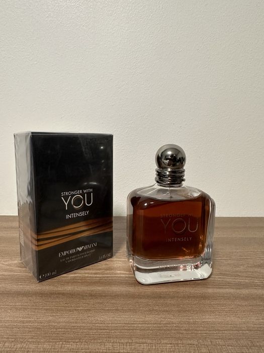Parfum Armani Stronger with You intensely