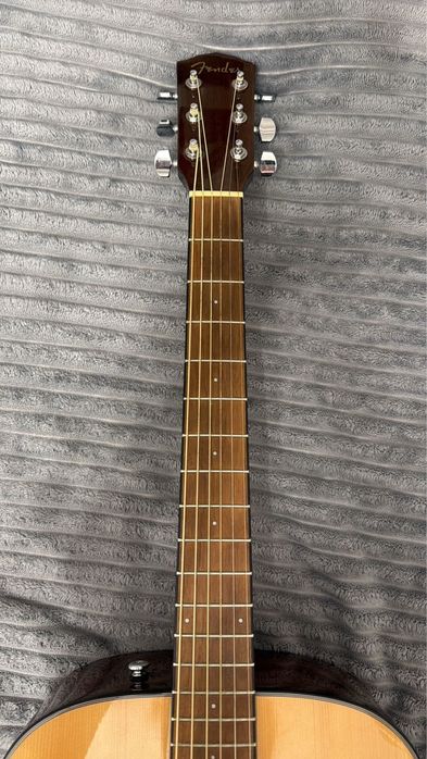 Акустическая гитара Fender
