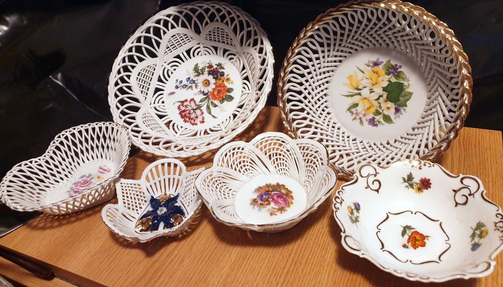 Fructiere din portelan