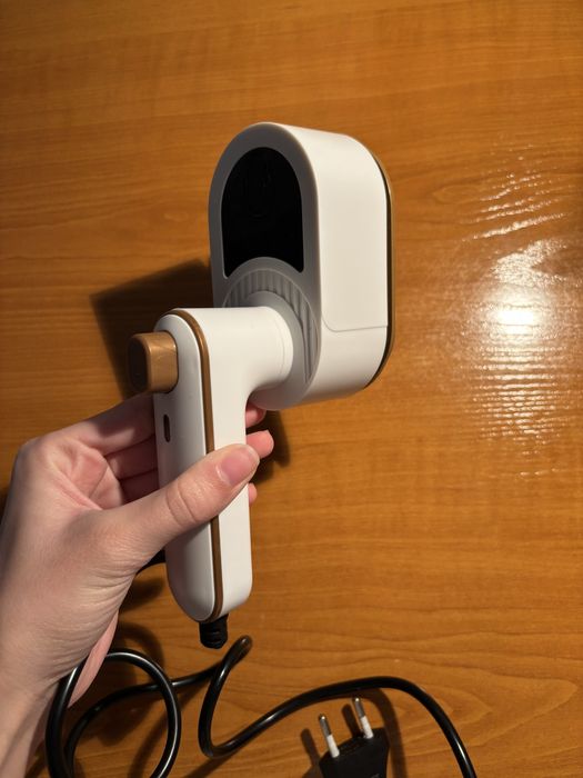 Малка преносима ютия