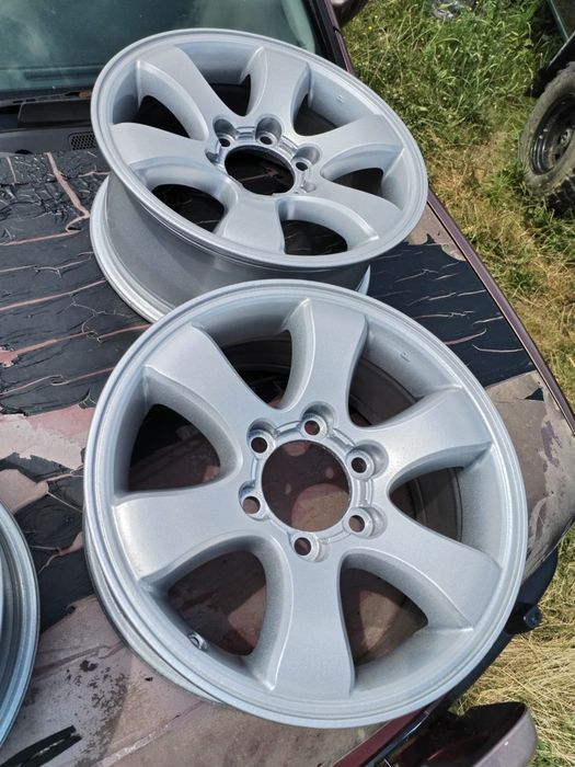 Jante toyota land cruiser hilux 17