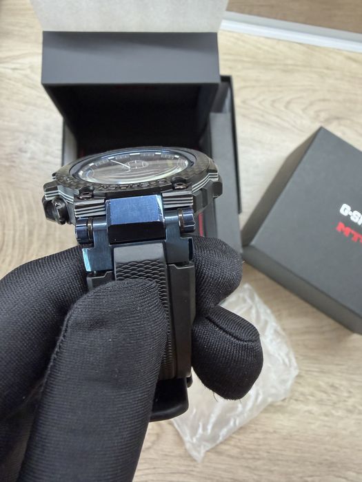 G-shock MTG-B1000XB