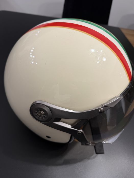 Casca moto  scuter , still Vespa, noua !