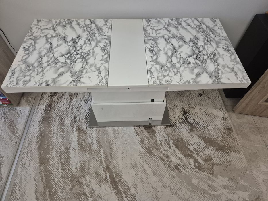 Трапезна маса разтегатлна