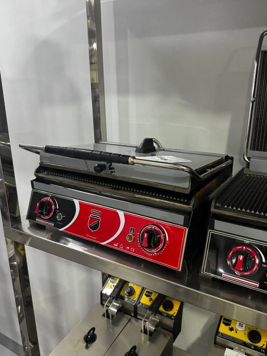 Toster aparat,lavash aparat,hotdog qizdiradigan non qizdiradigan