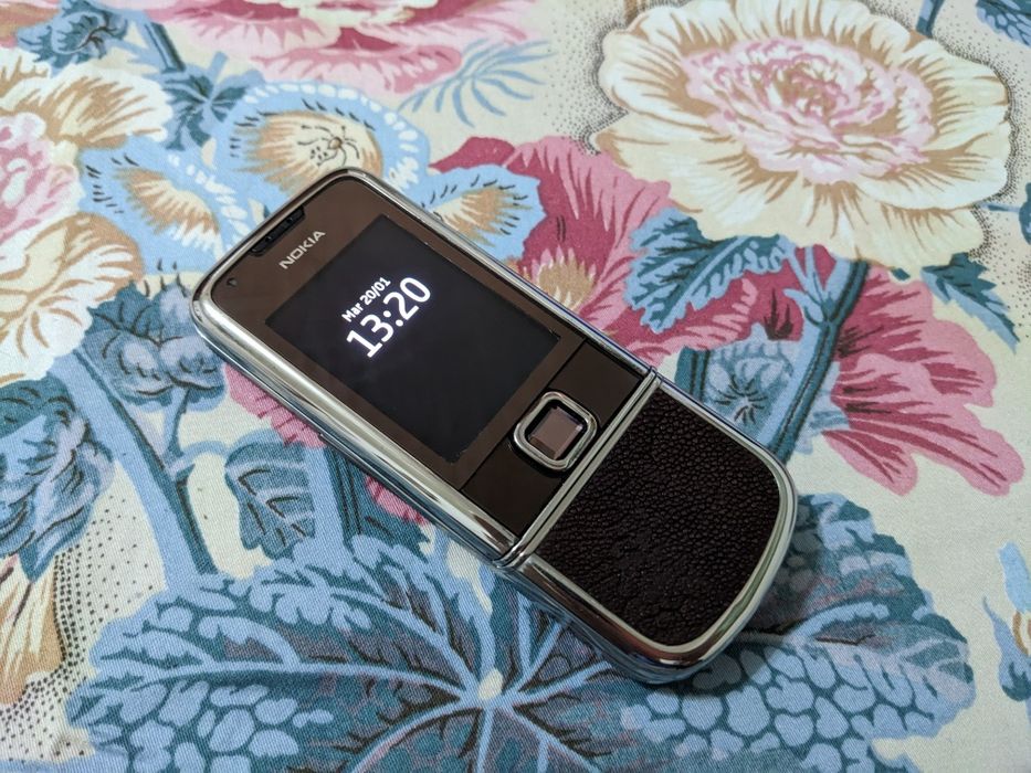 Nokia 8800 Sapphire Arte Custom By Stin Gray ca NOU