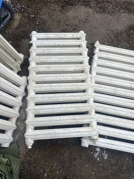 Чугунный батарея