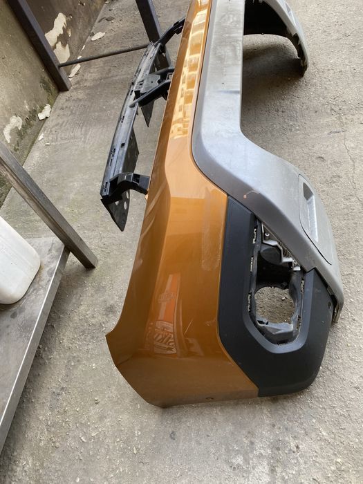 Bara fata Dacia Duster HJD cu 6 senzori parcare
