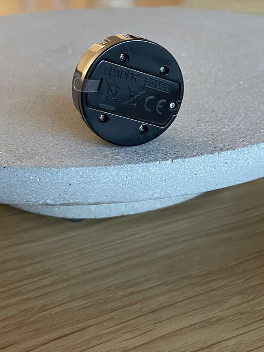 Електронен часовник с педометър