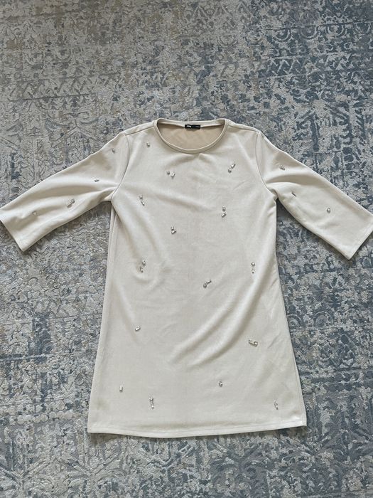 Платье со стразами, размер Л