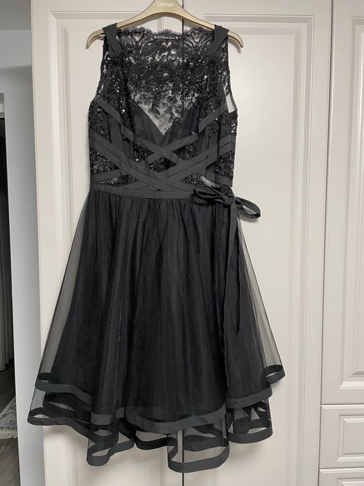 Rochie elegantă, de seară, medie