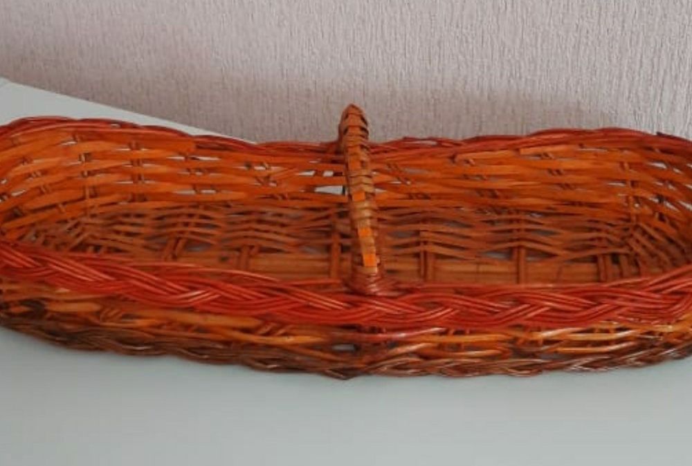 Продам корзину в хорошо состоянии