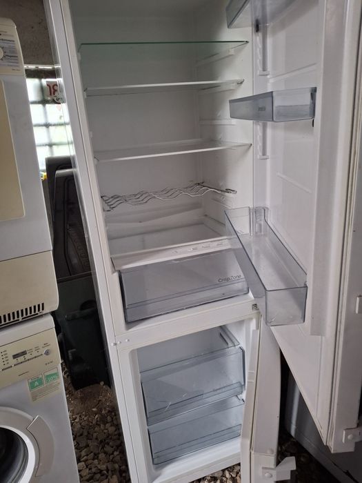 Vând combina frigorifica