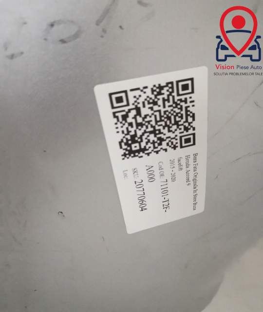 Предна броня Оригинална В добро състояние Хонда Акорд / Honda Accord [