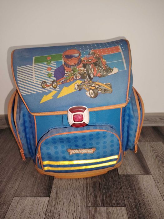 Школьный рюкзак Портфель с твёрдым дном и отражателями пыльный надо