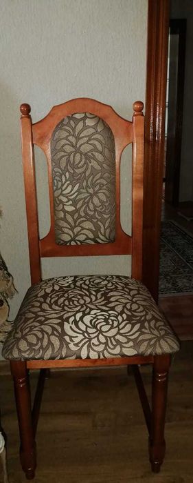 Продам стол со стульями